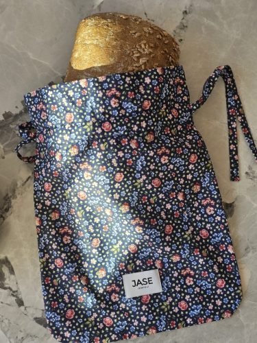 Çiçekli Ekmek Kılıfı